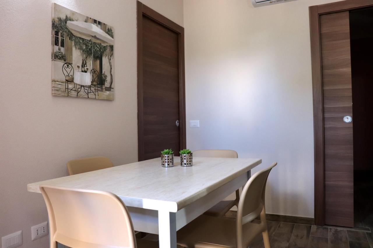 13 Garden Rooms 올비아 외부 사진